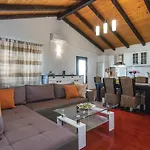 Family Friendly House With A Swimming Pool Sveti Lovrec, Istria - Sredisnja Istra - 14432 Vakantiehuis Sveti Lovreč Pazenatički