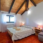 Family Friendly House With A Swimming Pool Sveti Lovrec, Istria - Sredisnja Istra - 14432 Vakantiehuis *